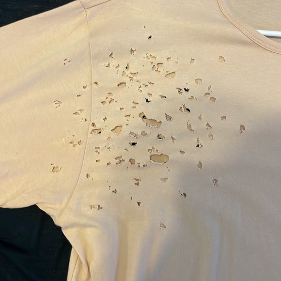 Plain T-shirt  cream/ tan mens never worn - Picture 2 of 5